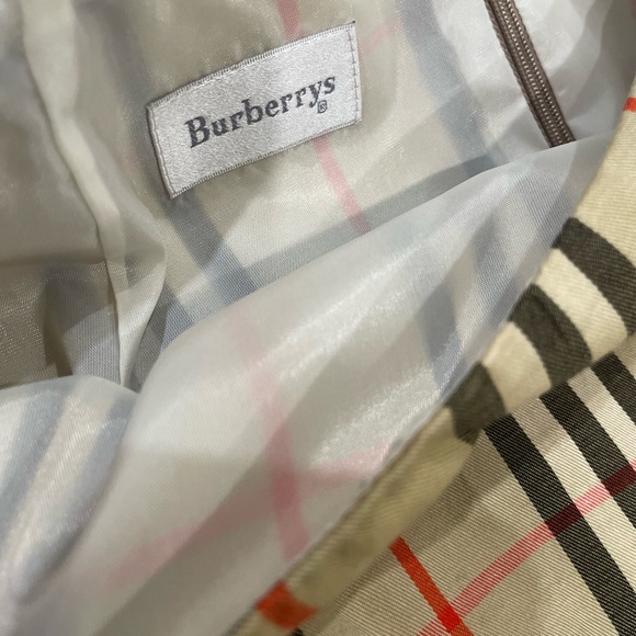 Burberry Signature Plaid Mini Skirt w/Slip - Picture 3 of 6